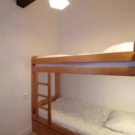 Appartement D'arâches, 2 Pièces, 4 Personnes - Fr-1-572-15 Les Carroz d'Arâches